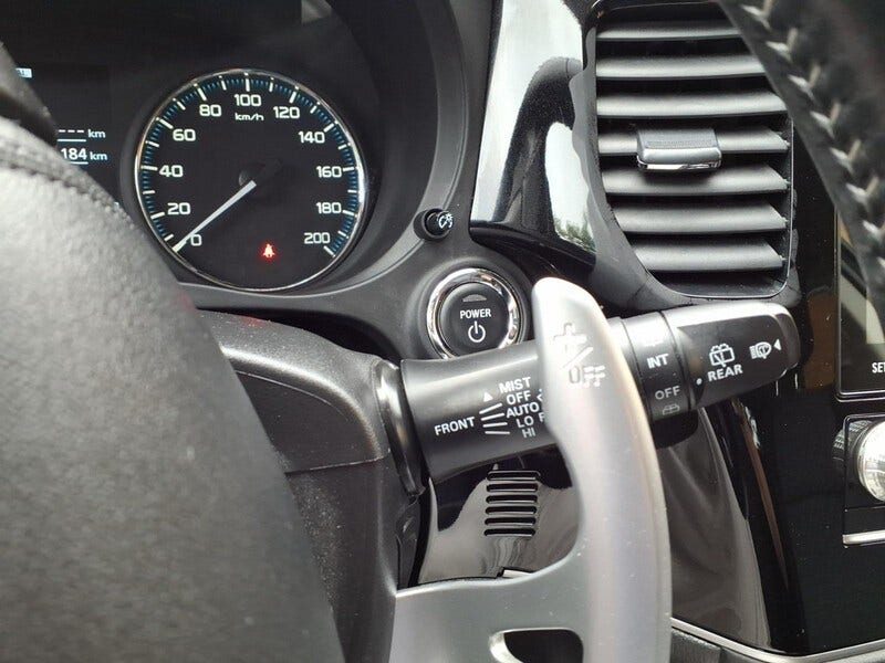 Mitsubishi Outlander (21)