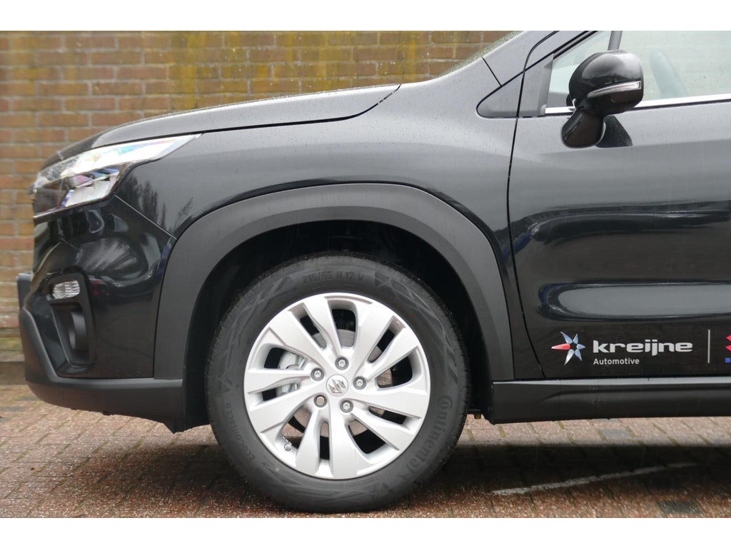 Suzuki Cross (6)