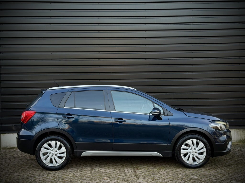 Suzuki Cross (20)