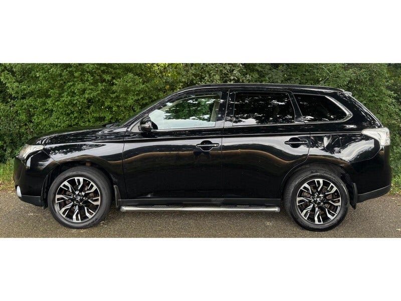 Mitsubishi Outlander (3)