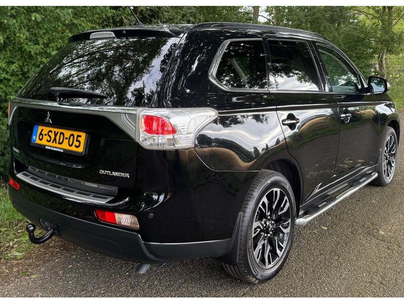 Mitsubishi Outlander (15)