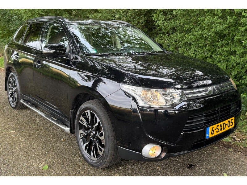 Mitsubishi Outlander (17)