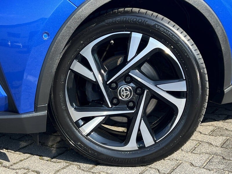 Toyota C-HR (10)