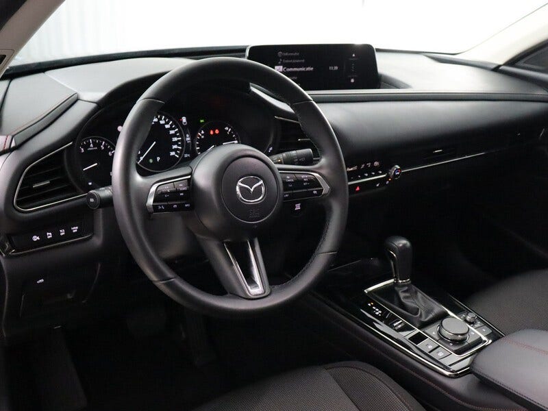Mazda CX-30 (3)