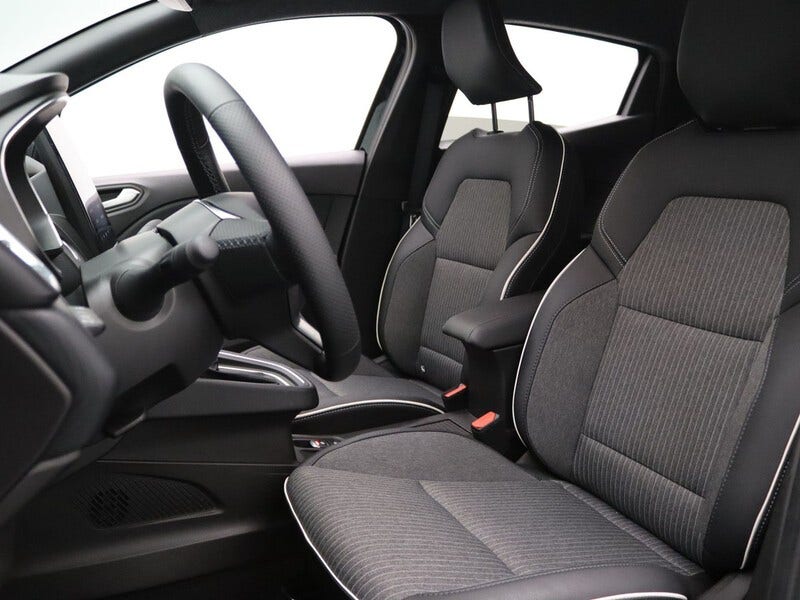 Mitsubishi Colt (4)
