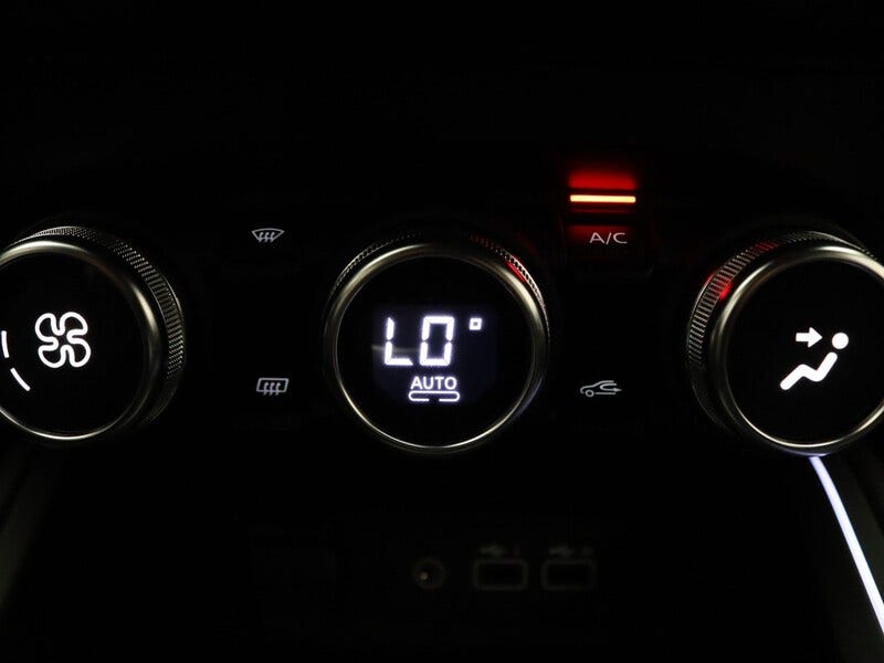 Mitsubishi Colt (8)