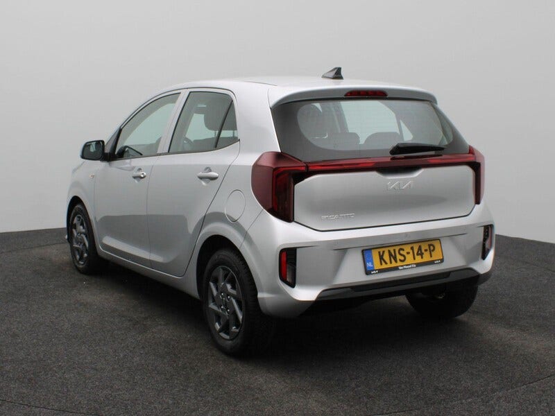 Kia Picanto (2)