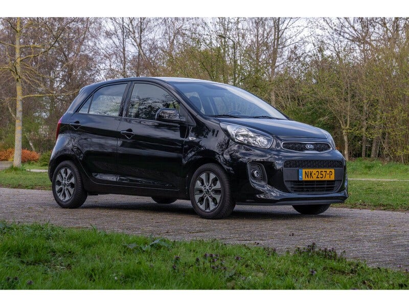 Kia Picanto (2)
