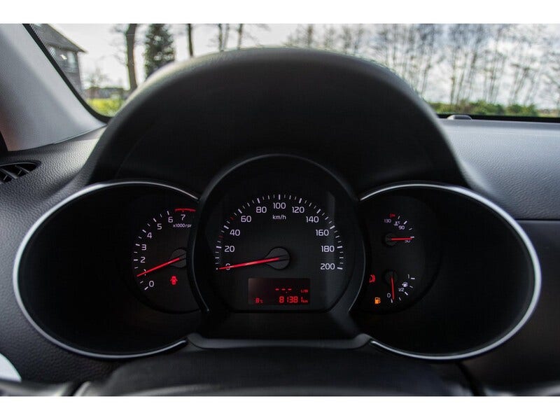 Kia Picanto (15)