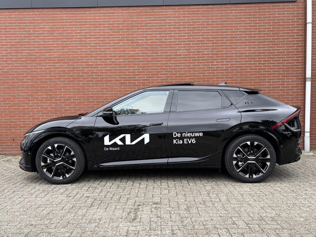 Kia EV6 (2)