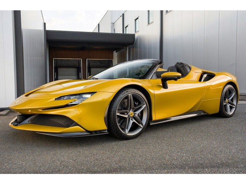 Ferrari SF90 Spider