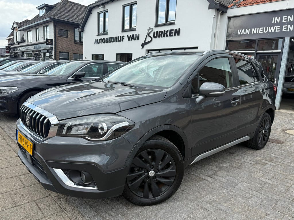 Suzuki S Cross