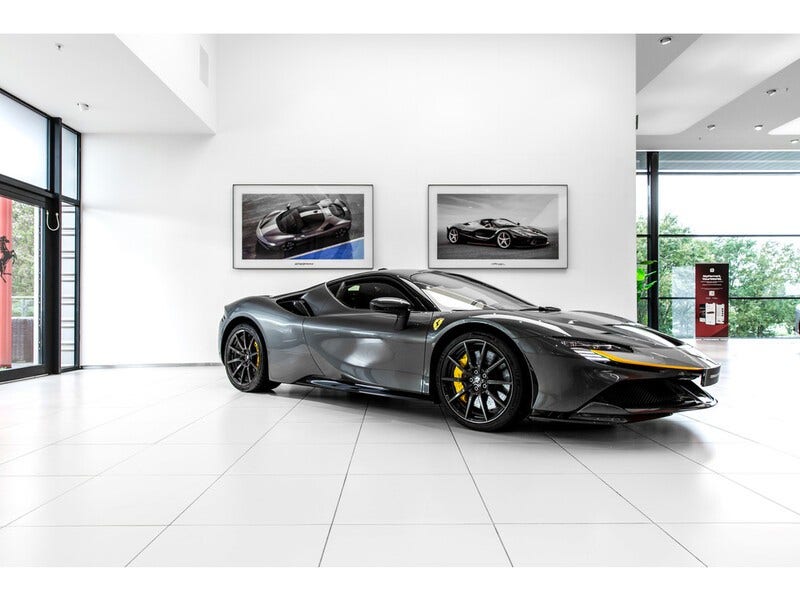 Ferrari SF90 Stradale