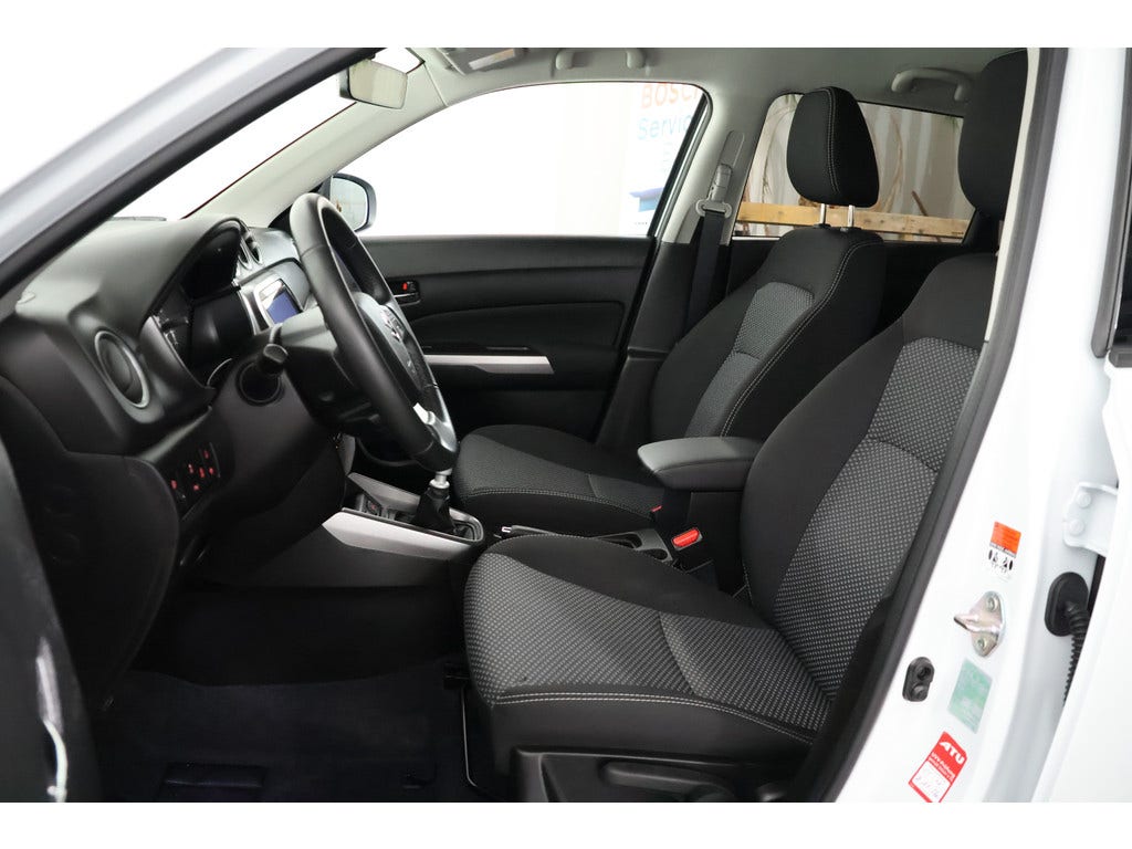 Suzuki Vitara (9)