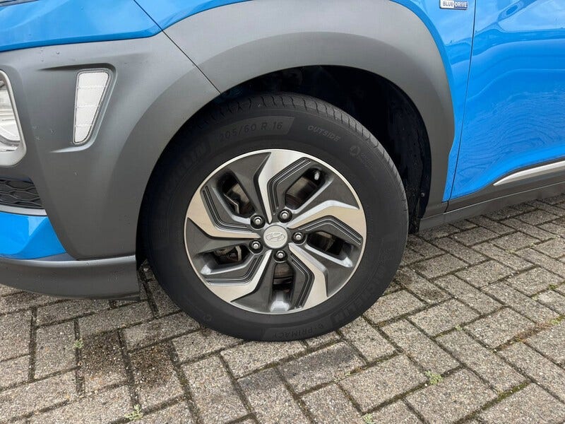 Hyundai Kona (8)