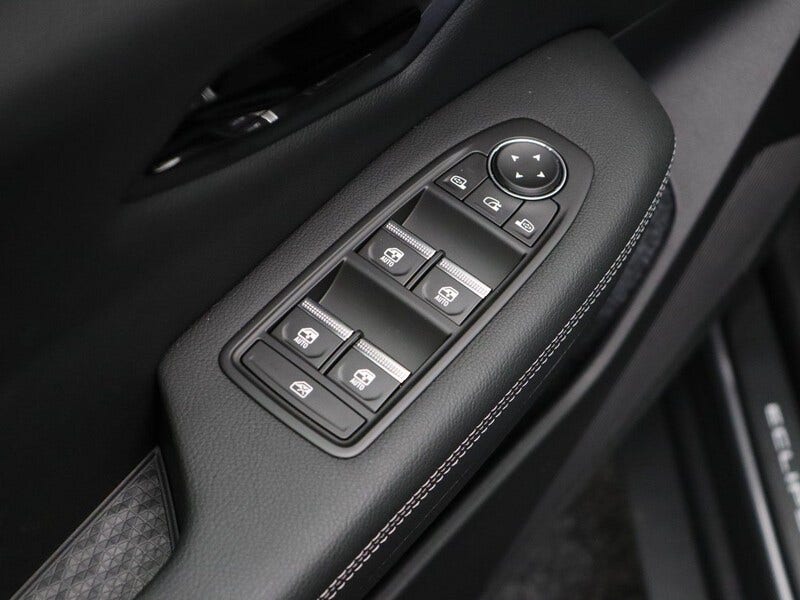 Mitsubishi Eclipse Cross (17)