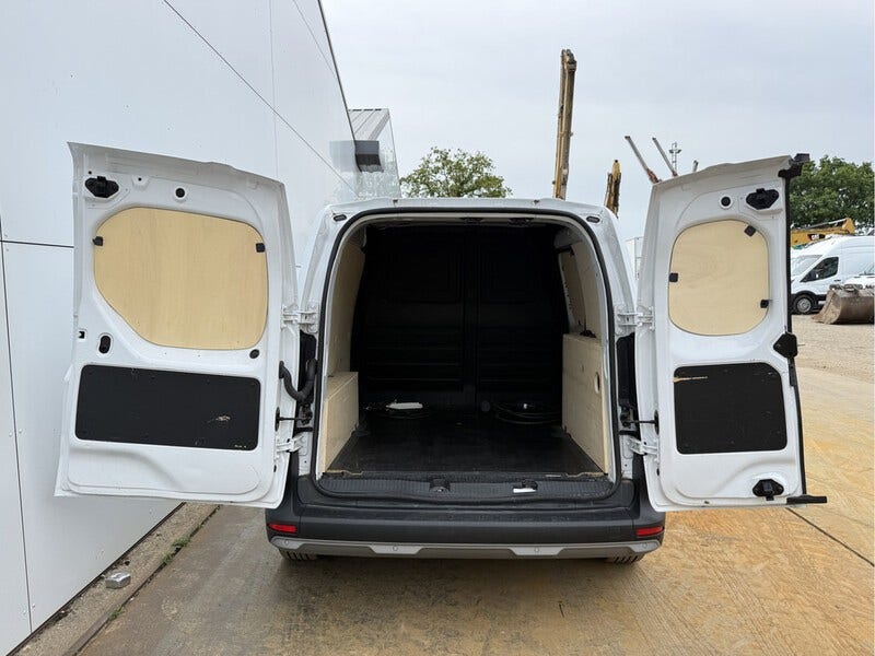 Nissan Townstar (11)