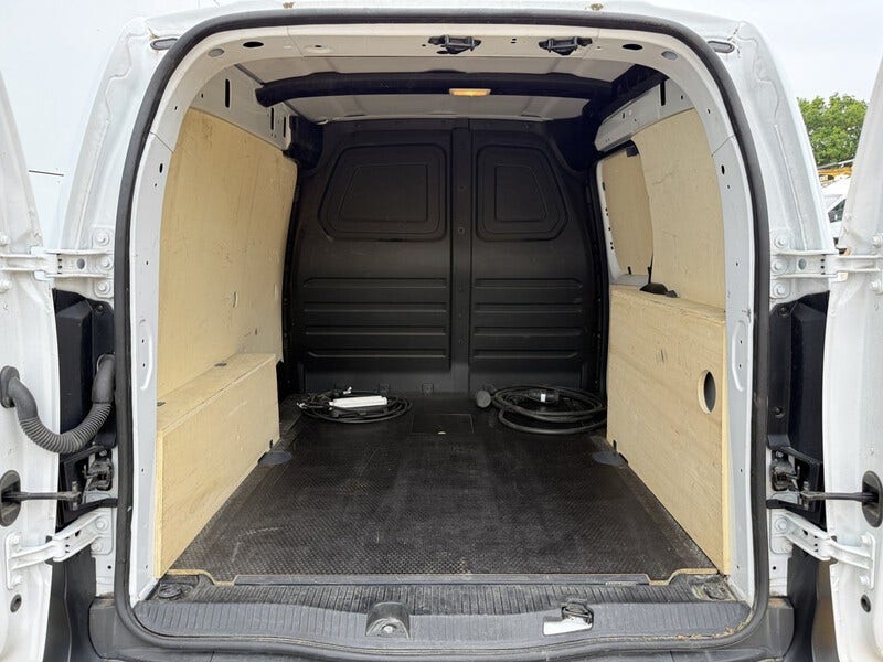 Nissan Townstar (12)