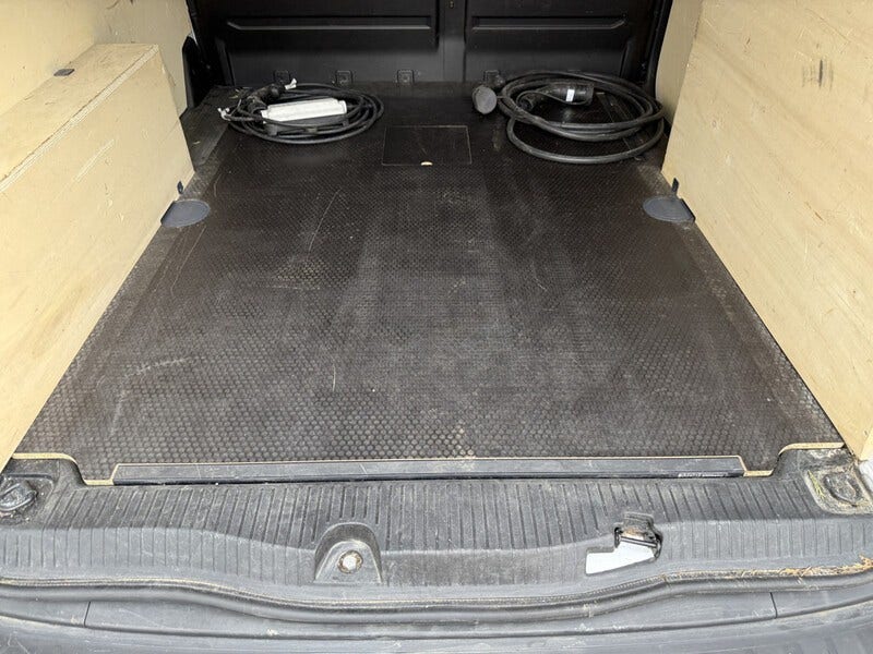 Nissan Townstar (15)