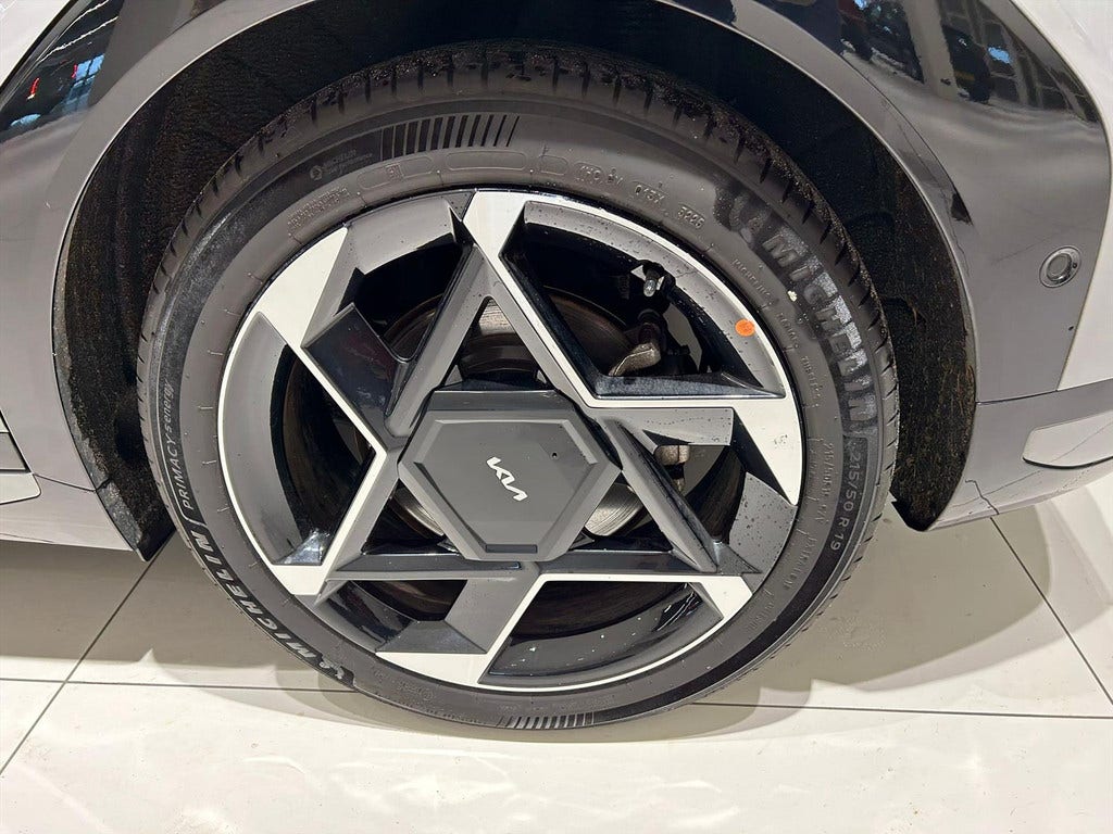Kia EV4 (5)