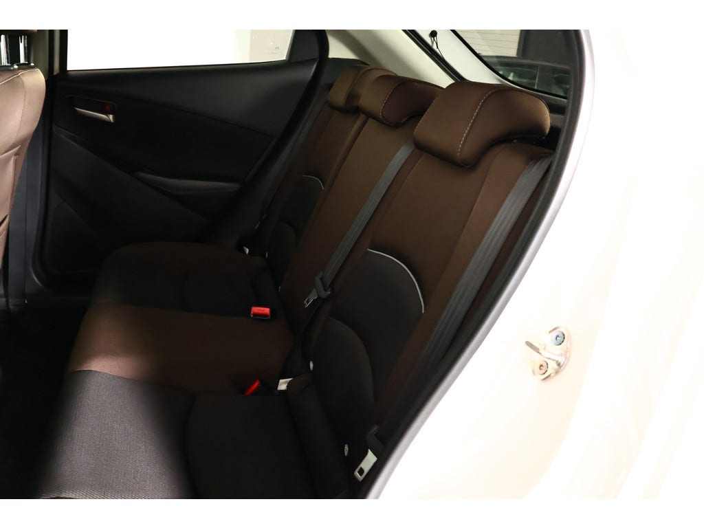 Mazda 2 (11)