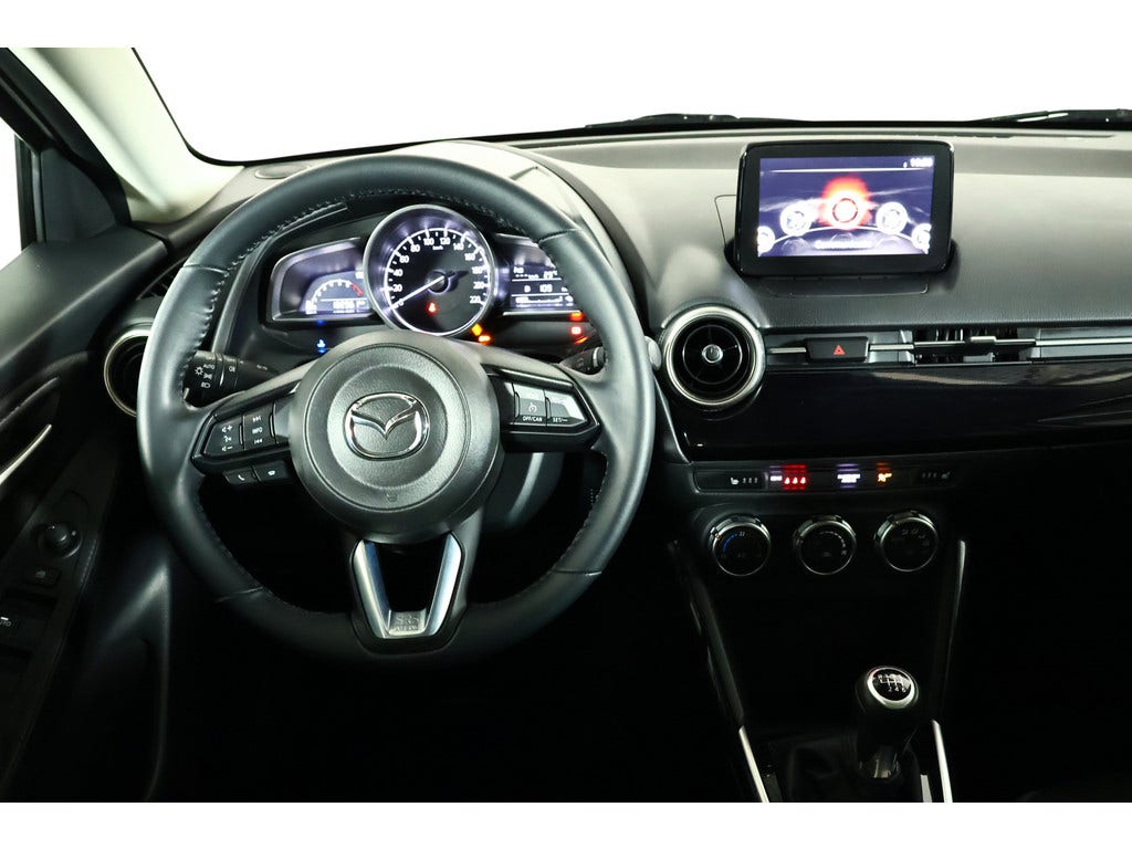 Mazda 2 (13)