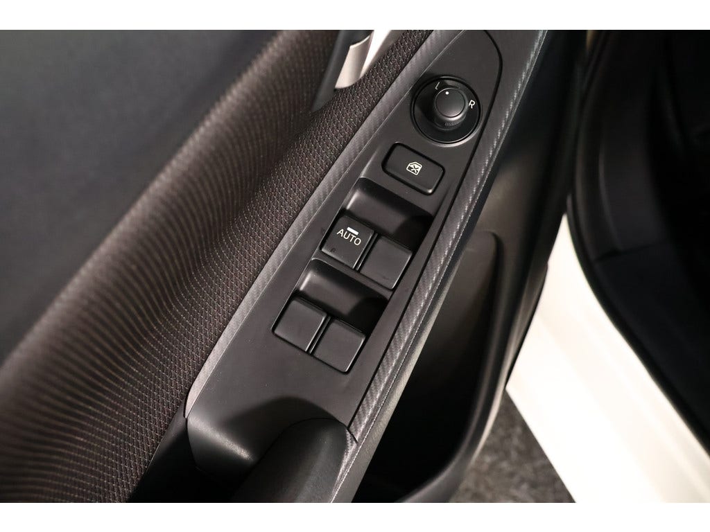 Mazda 2 (18)