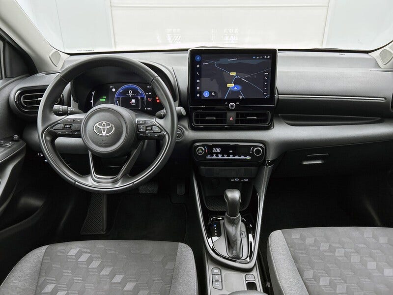 Toyota Yaris (4)