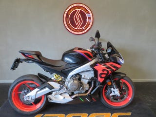 Aprilia Tuono 660