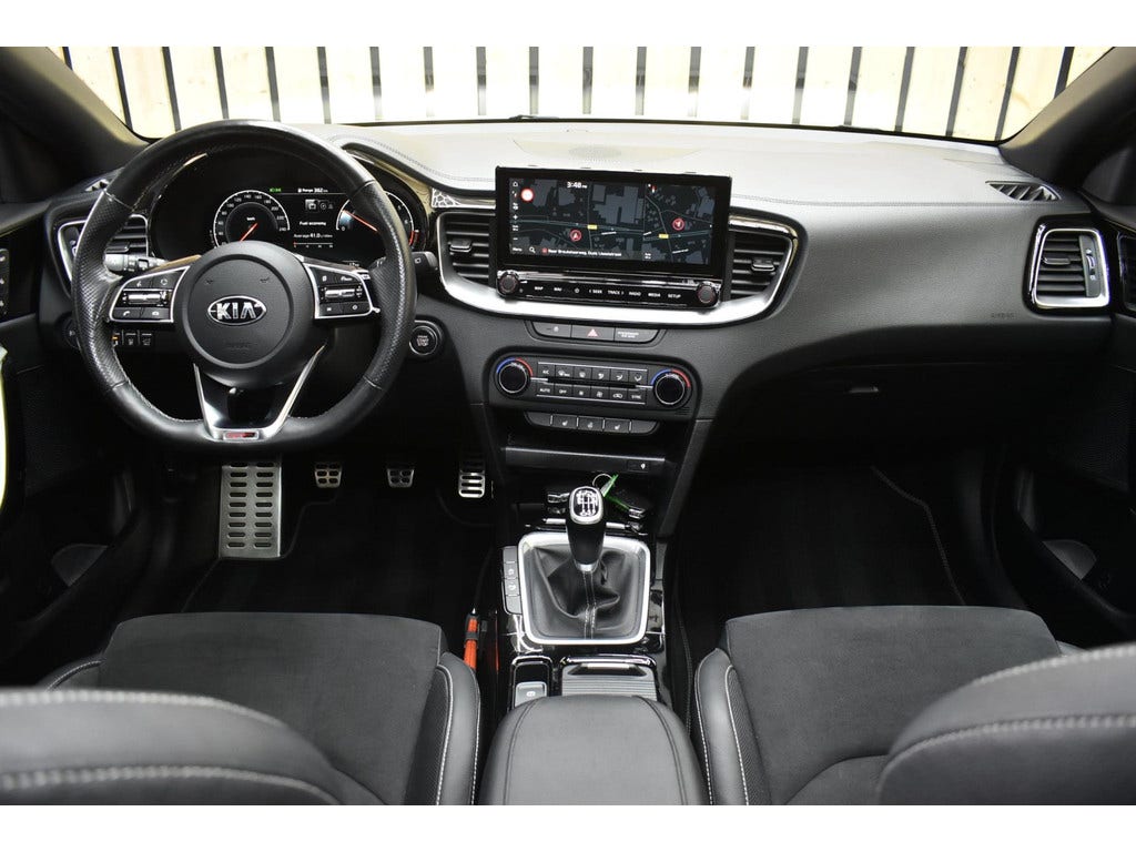Kia ProCeed (3)