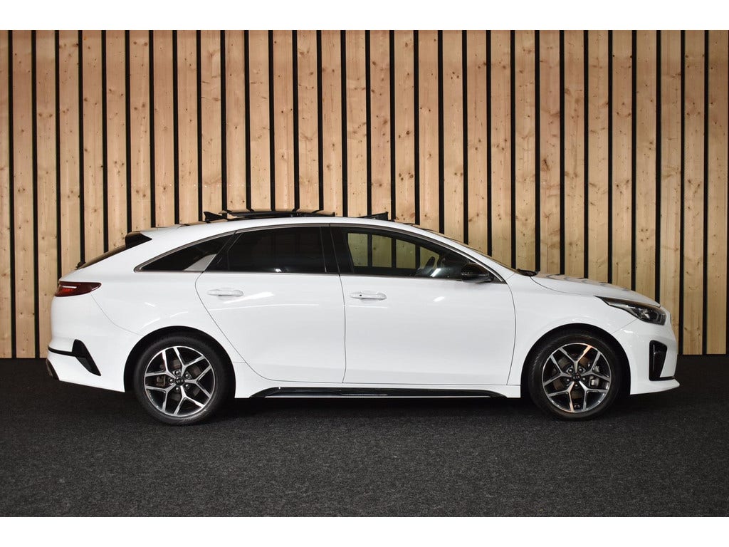 Kia ProCeed (7)