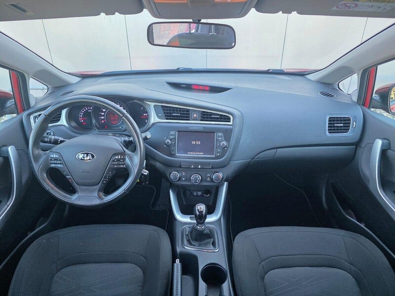 Kia cee'd (9)