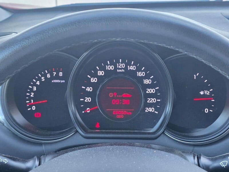 Kia cee'd (13)
