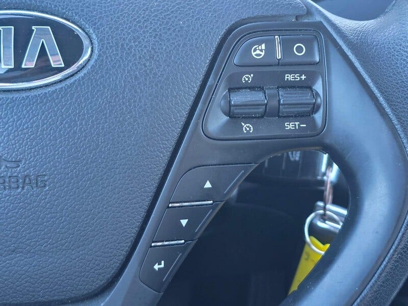 Kia cee'd (16)