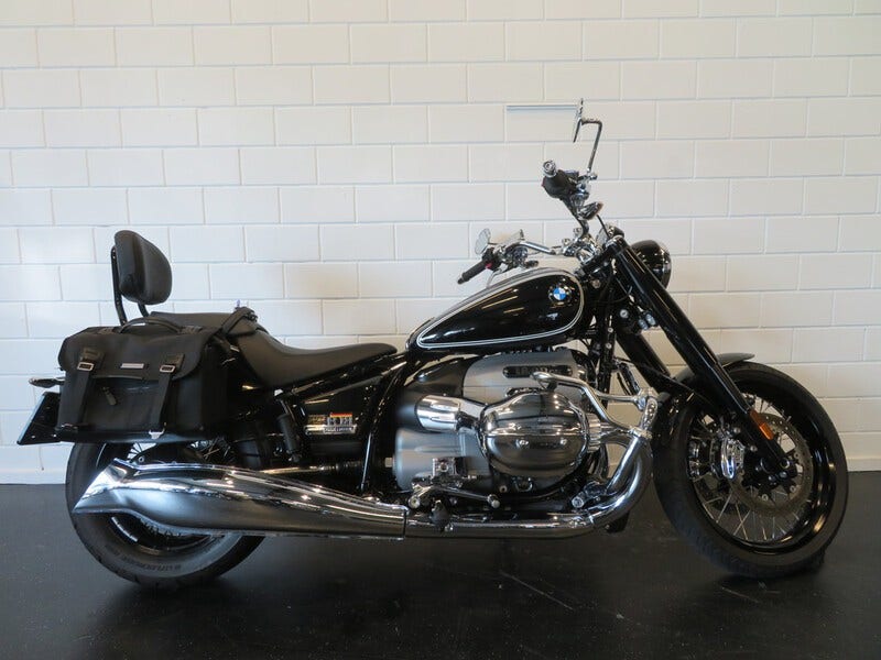 BMW R 18