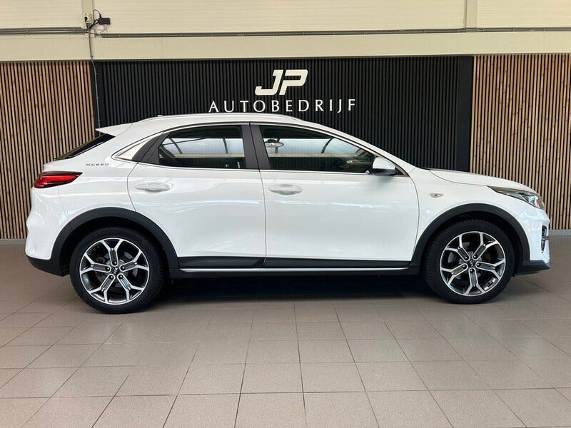 Kia XCeed (12)