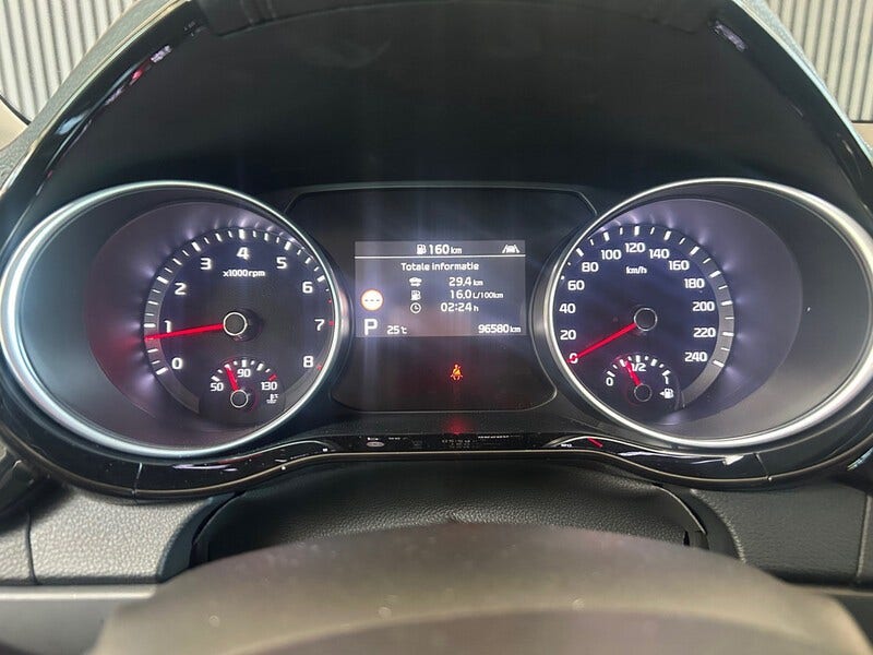 Kia XCeed (15)