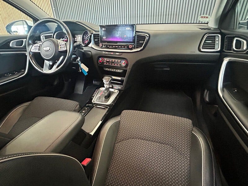 Kia XCeed (18)