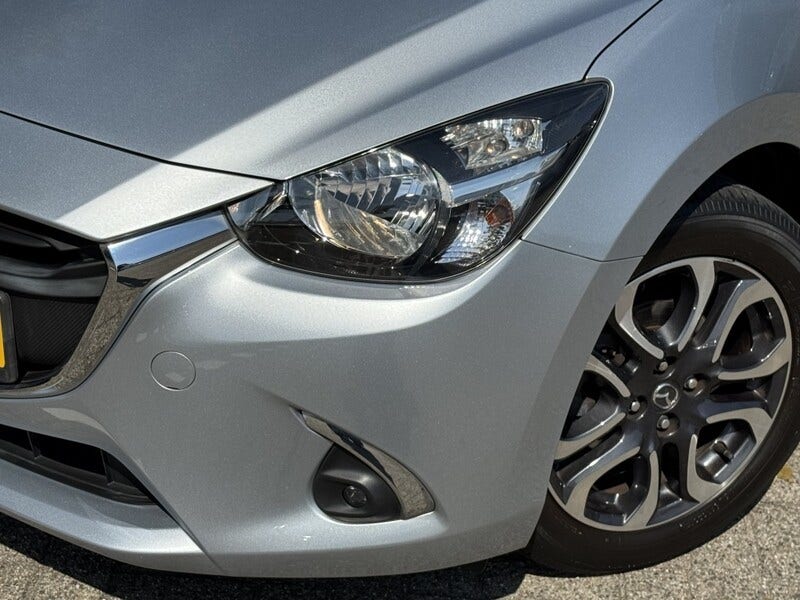 Mazda 2 (9)