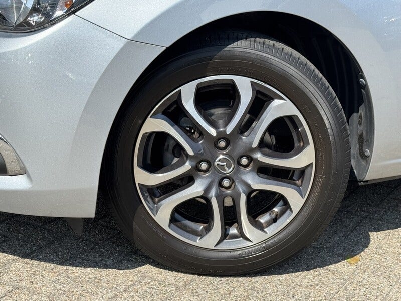 Mazda 2 (10)