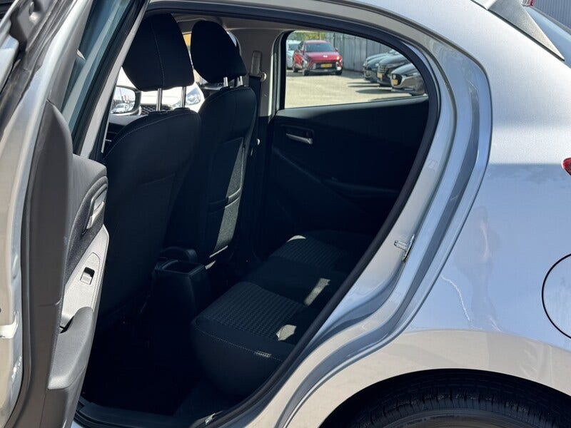 Mazda 2 (13)