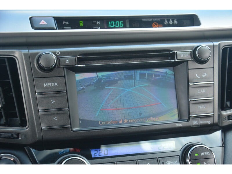 Toyota RAV4 (18)