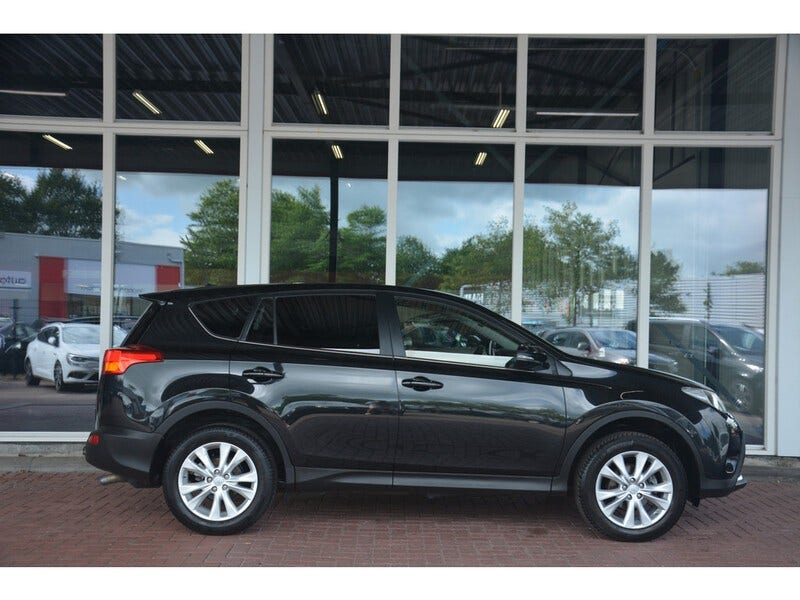 Toyota RAV4 (22)