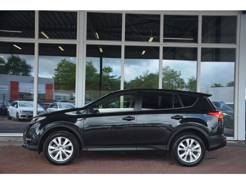 Toyota RAV4 (23)