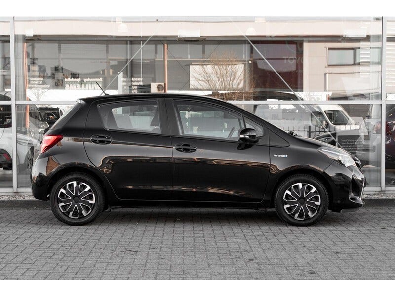 Toyota Yaris (3)