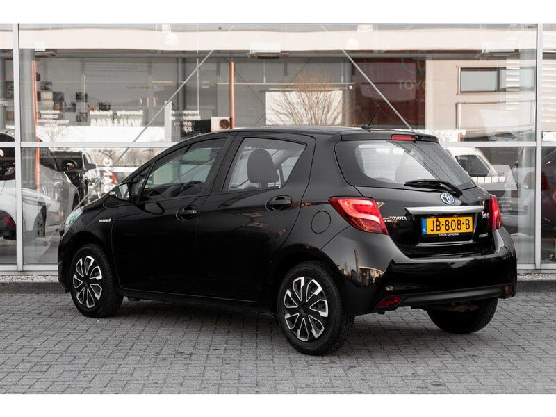 Toyota Yaris (8)