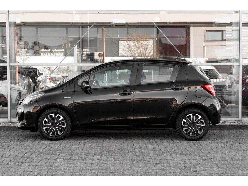 Toyota Yaris (9)