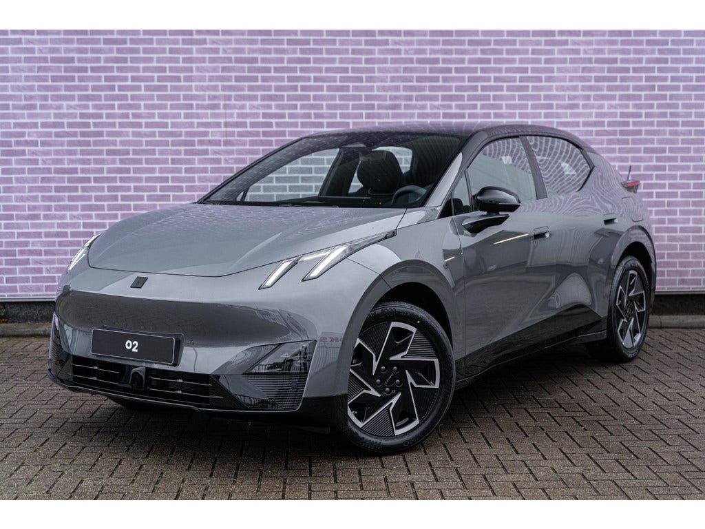 Lynk and Co 02
