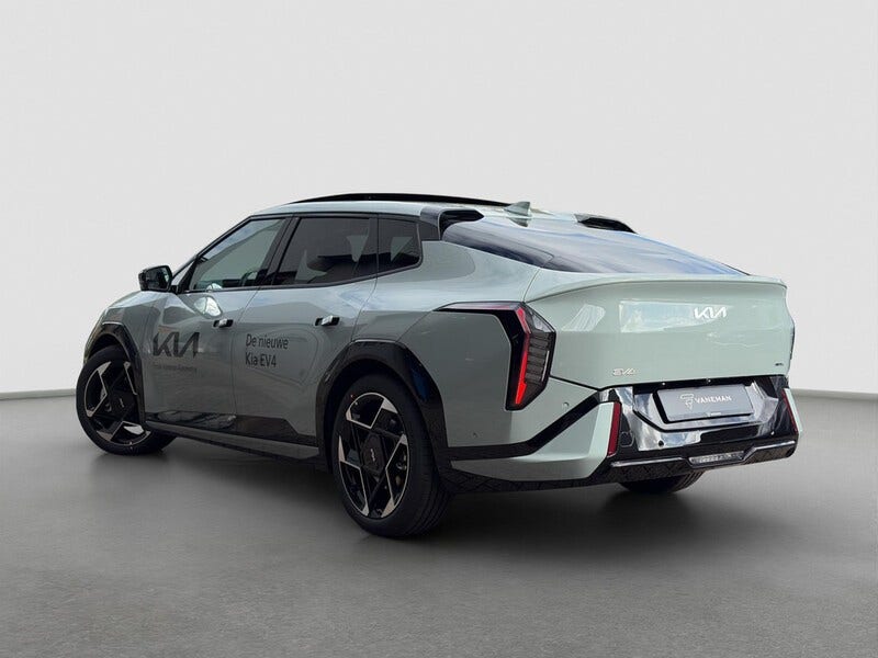 Kia EV4 (2)