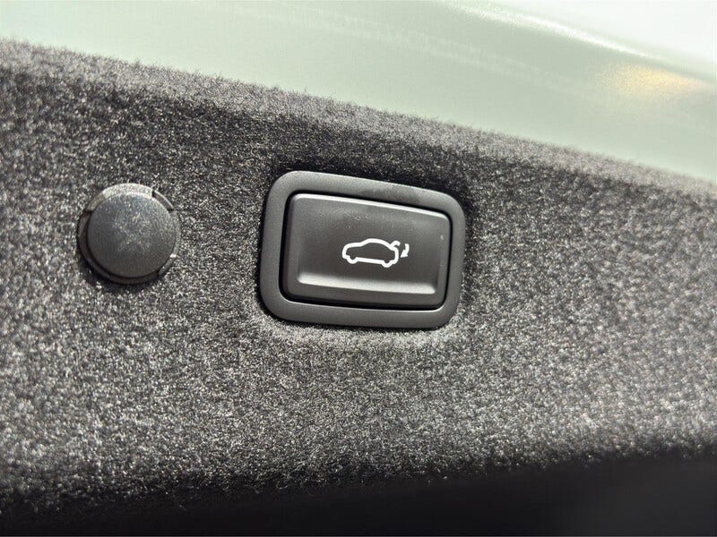Kia EV4 (16)